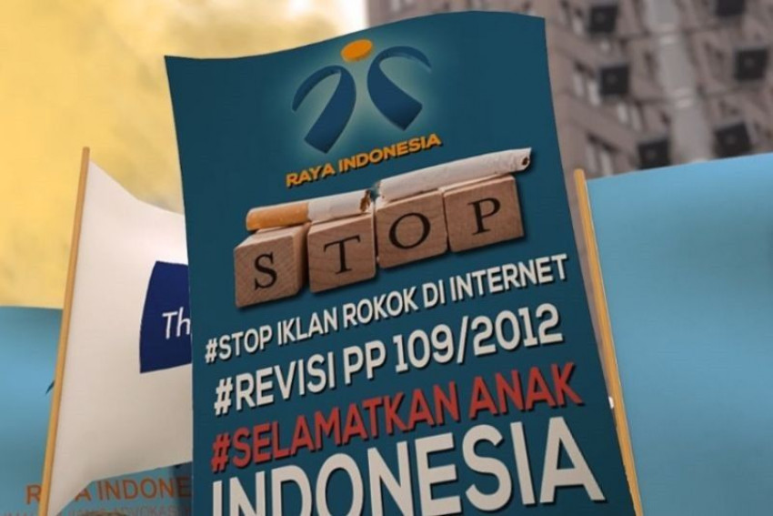 Ilustrasi - Poster kampanye revisi Peraturan Pemerintah Nomor 109 Tahun 2012 untuk melarang iklan rokok melalui internet. ANTARA/HO-RAYA Indonesia