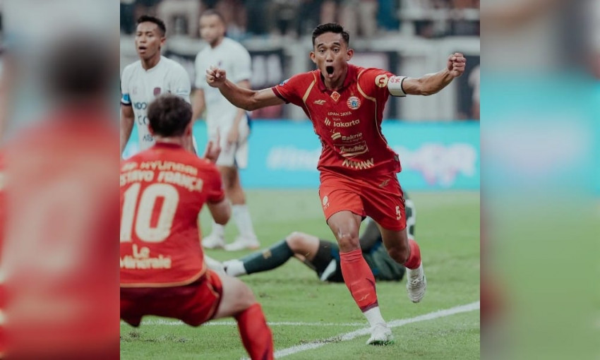 Pemain Persija Jakarta Rizky Ridho usai mencetak gol ke gawang Persita Tangerang. (Instagram @persija jakarta)