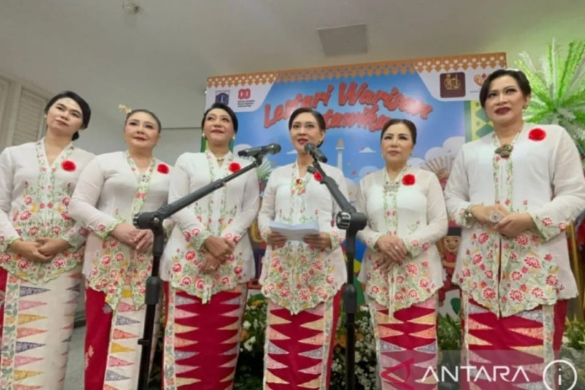 Komunitas Kebaya Jakarta di Balai Kota Jakarta. (Antara)