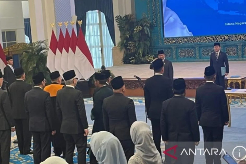 Suasana pelantikan. (Antara)